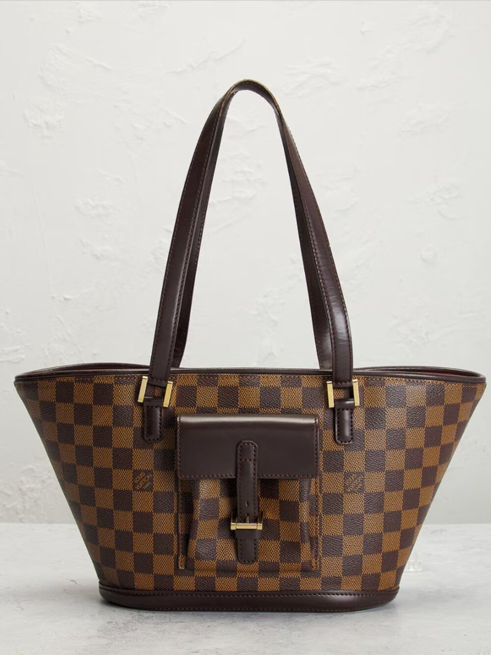 Louis Vuitton Manosque PM Damier Ebene 2003 Vintage Entrupy Authenticated